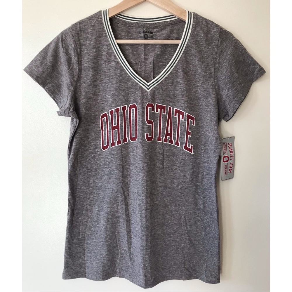 Scarlet and Gray • L • V Neck Ohio State Short Sleeve T-Shirt Tee